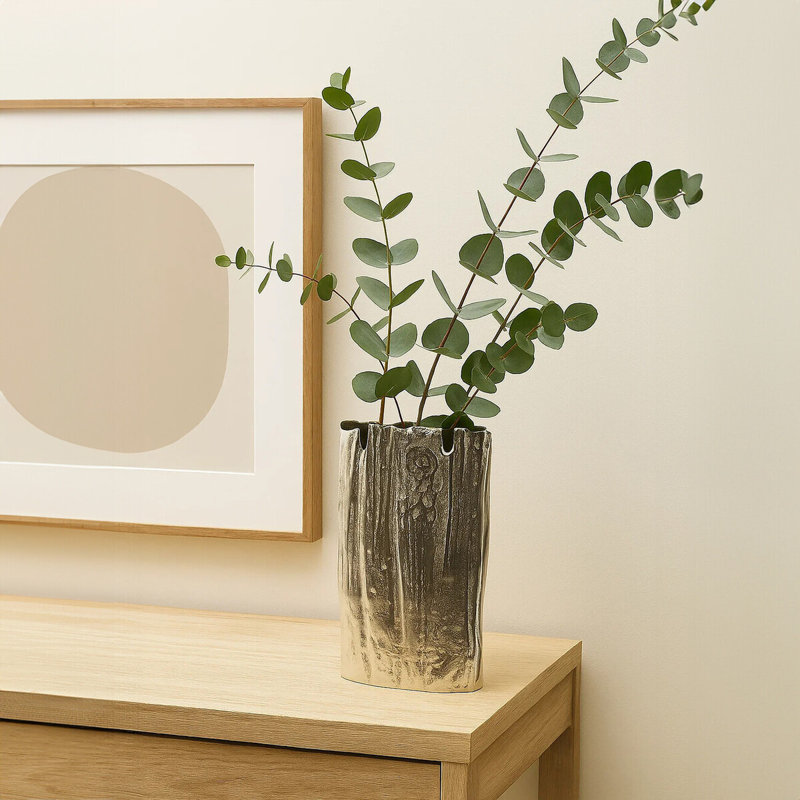Bunting Table Vase 1
