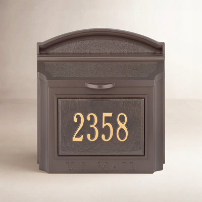 Locking Wall-Mounted Mailbox