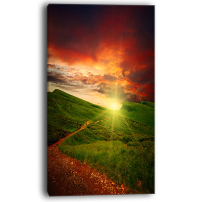 Reproduction de photo sur toile tendue, "majestic coucher de soleil et chemin dans un pré"