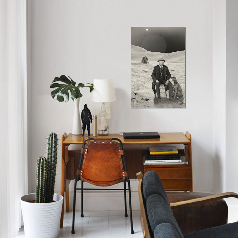 « moon man », impression sur toile, H 40 po x l 26 po x P 1,5 po, Pas de tapis, Toile tendue