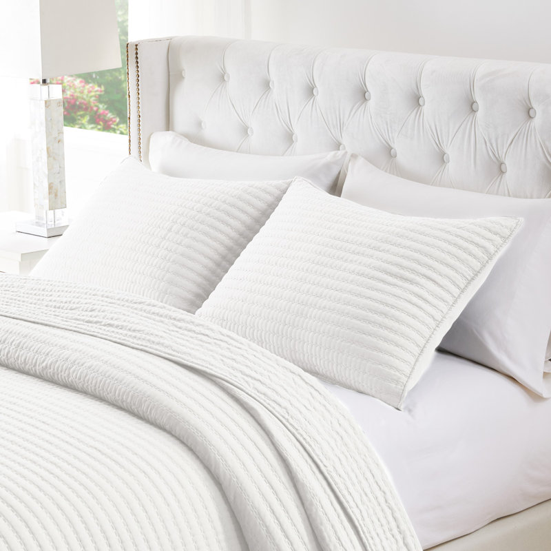 Greenland Home Fashions Vineyard White 3-Piece King Size Quilt Set 105x95 + 20x36 (2), King Quilt + 2 King Shams