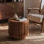 Table d'appoint ronde en bois avec motif en treillis et rangement caché