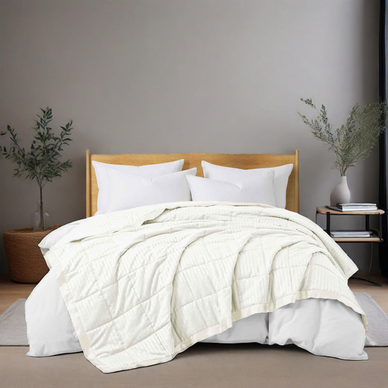 Couette légère avec bordure en satin, Crème, crème, Grand lit