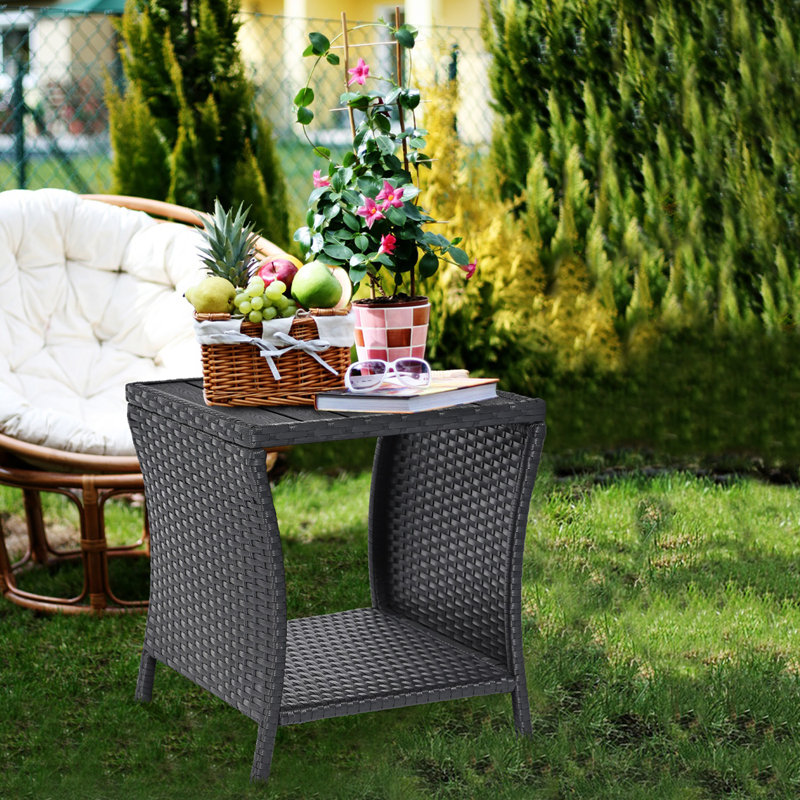 Table d'appoint d'extérieur en rotin d'osier