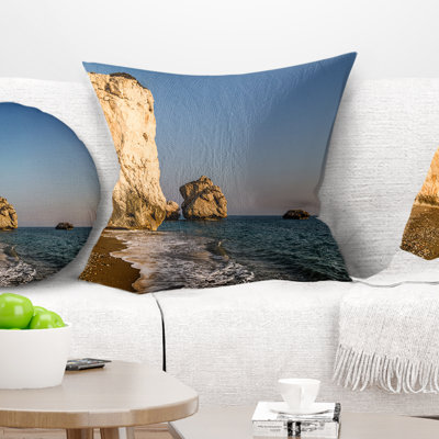 Coussin lombaire rock romiou apohrodites rocks mer shore petra