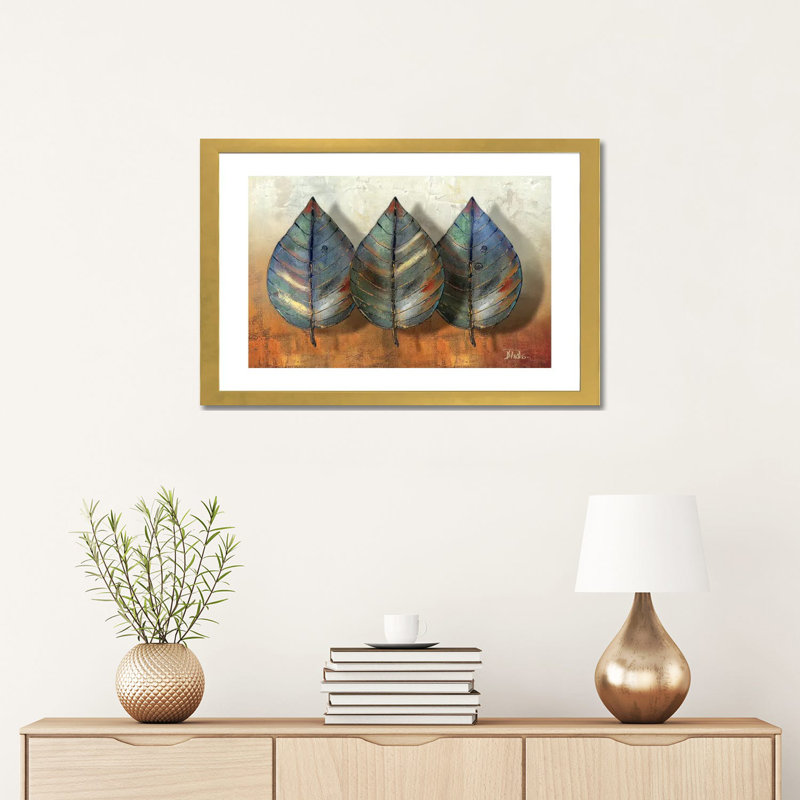 "Three Amigos II" par Patricia Pinto, reproduction d’art, Blanc, H 16 po x l 24 po x P 1 po, Papier encadré doré