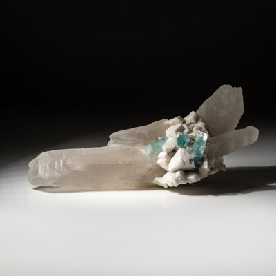 Aigue-marine sur quartz avec microline de Skardu Road, Baltistan, régions du Nord, Pakistan