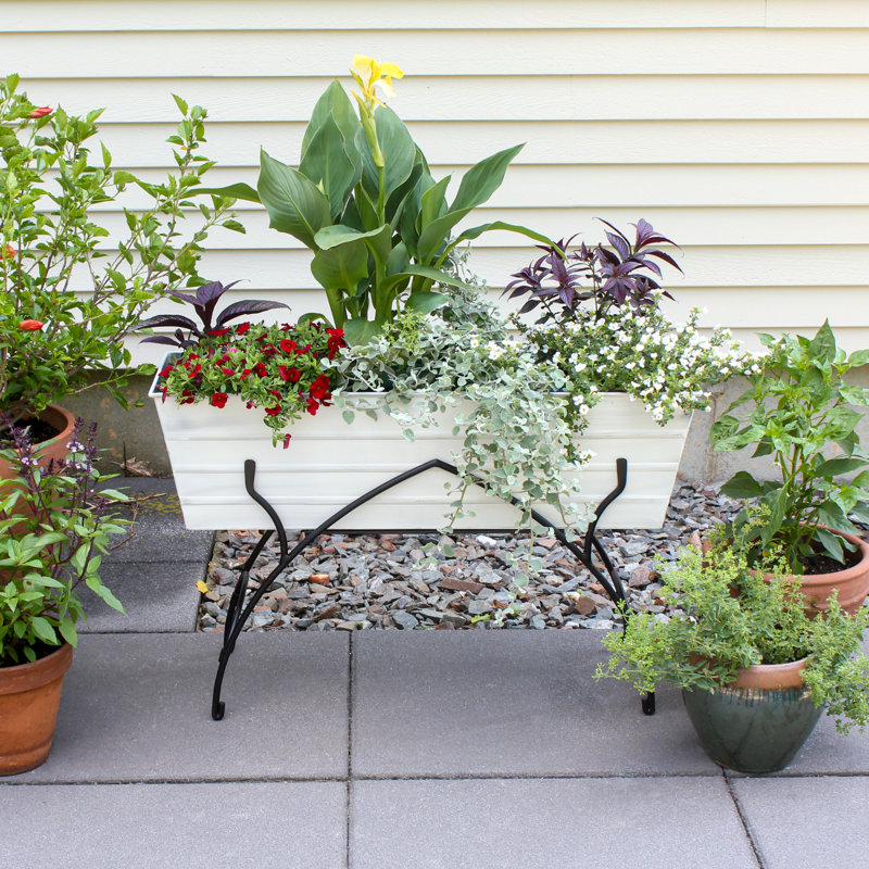 Metal Elevated Planter, Cape Cod White