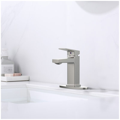 Robinet de salle de bain à poignée simple en nickel brossé avec plateforme pour 1 ou 3 trous, robinet de meuble-lavabo avec deux tuyaux de 9/16 po