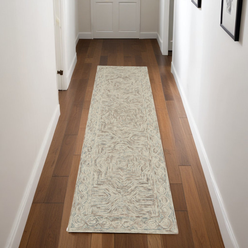 Tapis de couloir géométrique en laine bleu et ivoire 8 pi