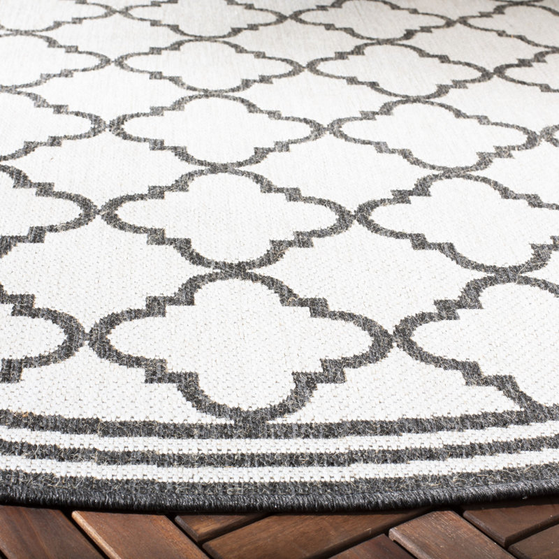 Adler Performance Geometric Indoor/Outdoor Area Rug, Round 8'