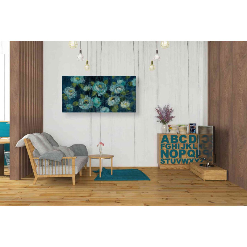 «Indigo Mums» par Silvia Vassileva, art mural sur toile, H 20 po x l 40 po x P 1,5 po