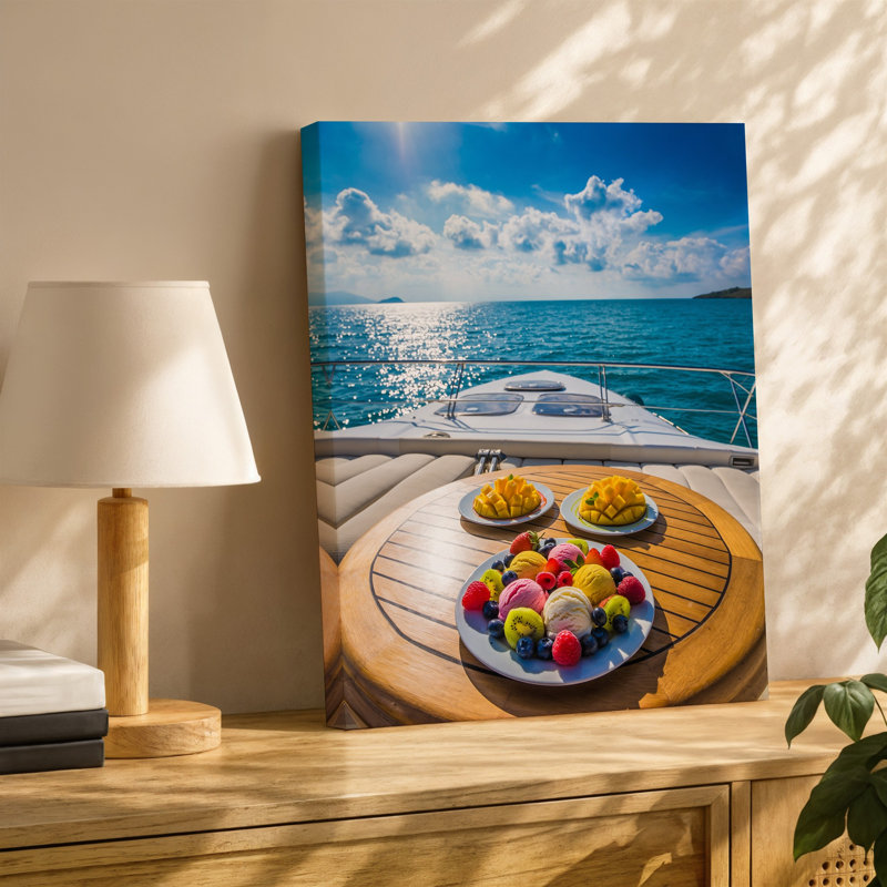 Reproduction d'art sur toile, un luxueux voilier sur un océan bleu vif sous un ciel clair avec des nuages blancs moelleux illuminés par le