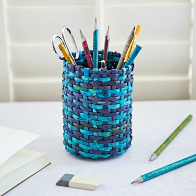Round Recycled Newspaper Pencil Holder
