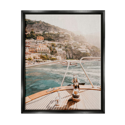 «Boating Coastal Seaside Town Buildings Floater» par Krista Broadway
