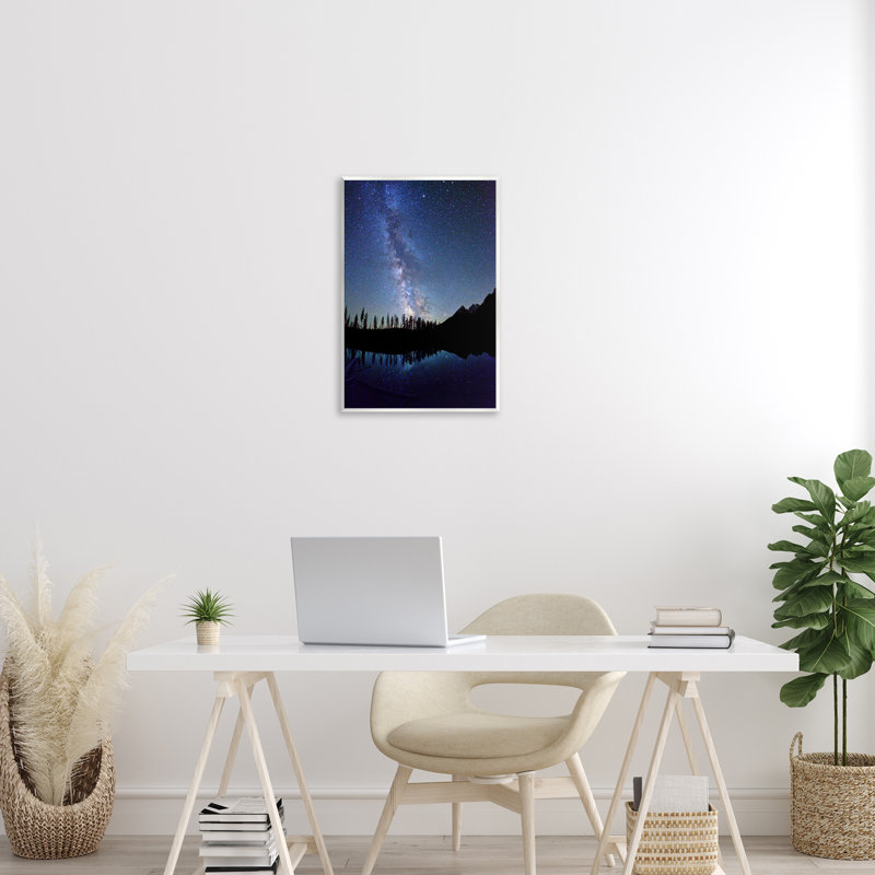 Plaque murale «Nebula Reflection in Lake», conception par Royce Bair, H 19 po x l 13 po