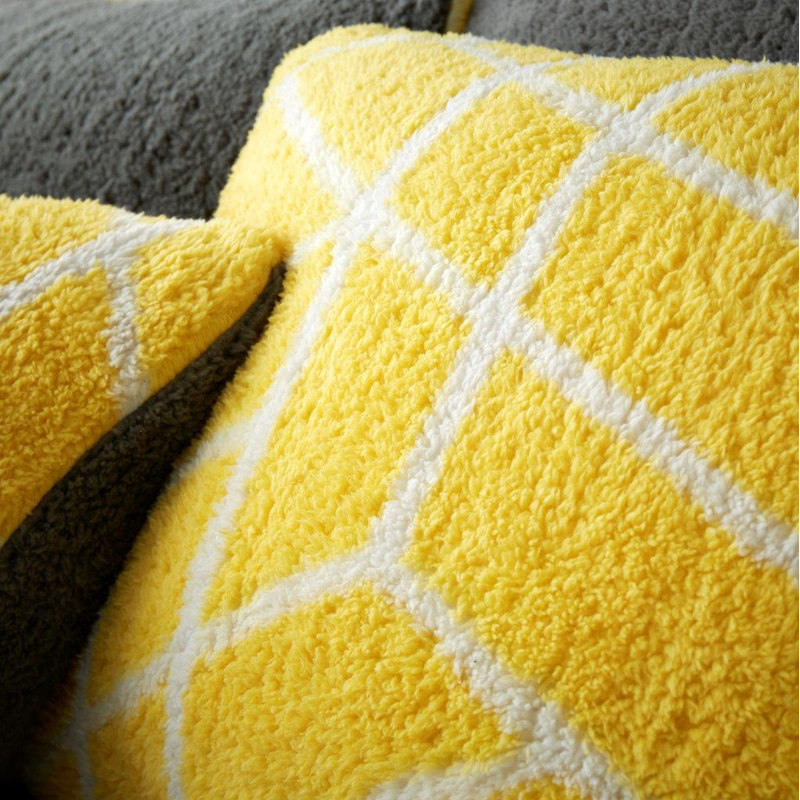 Polyester Geometric Shapes Duvet Cover with Pillowcases, Yellow, Double - 2 Standard Pillowcases