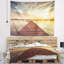 Le pilier en mer de polyester sous un magnifique tapisserie cloudscape avec accessoires suspendus inclus-28490573