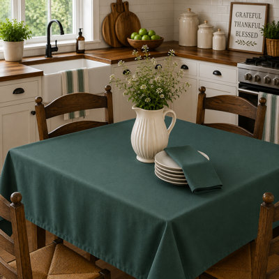52"x72" Rect. Hunter Green Tablecloth