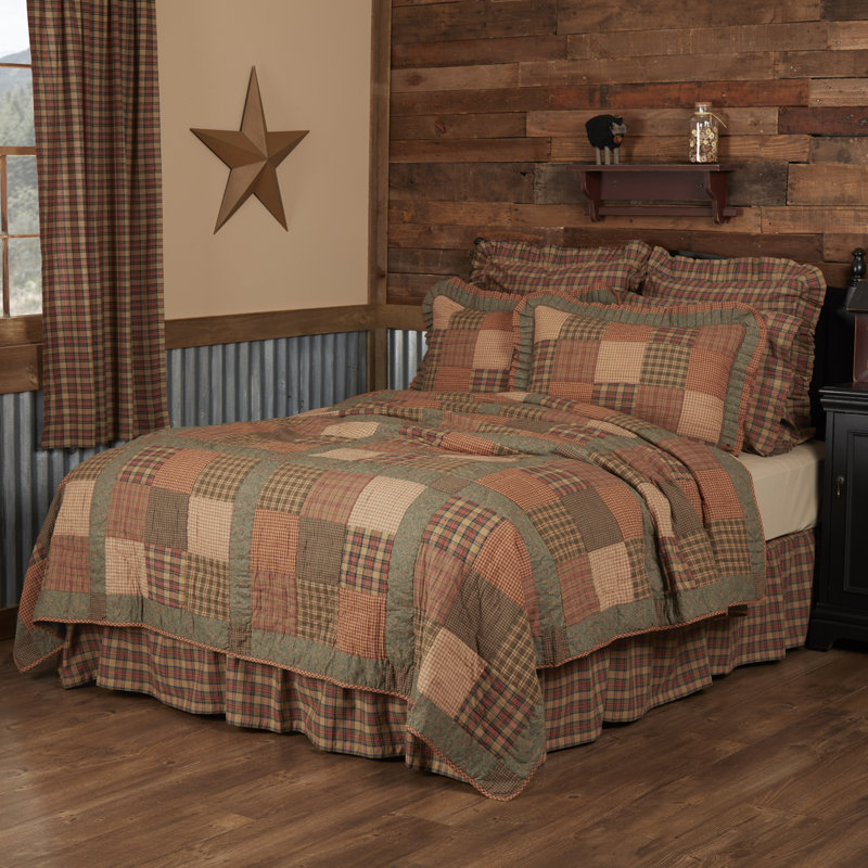 Crosswoods Dark Olive Green/Russet/Standard Cotton Reversible Farmhouse, Queen  Quilt