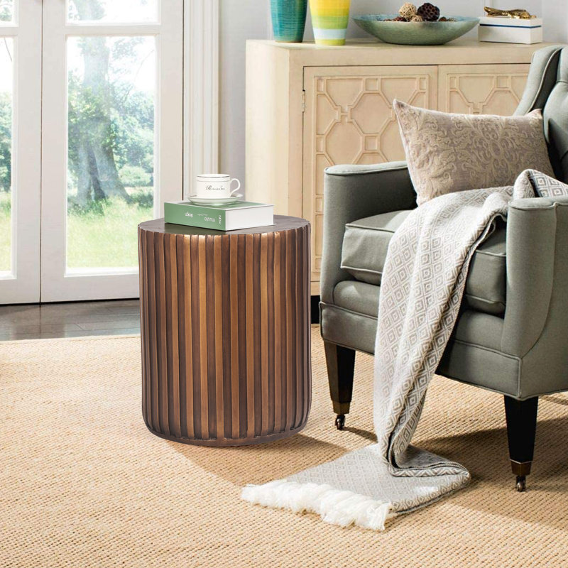 Table d'appoint en pierre Olly