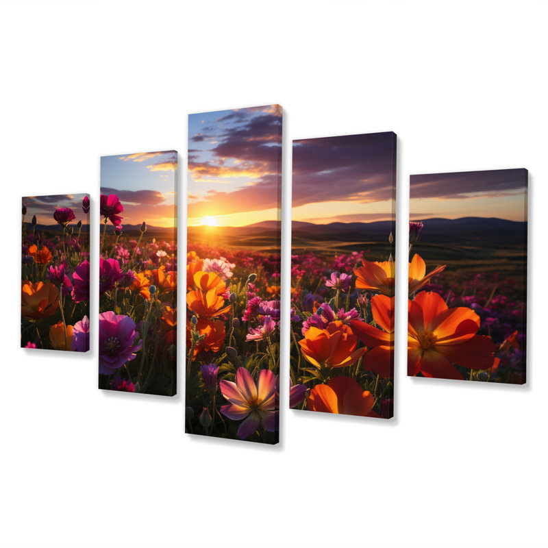 Coucher de soleil sur les champs de fleurs sauvages - impression sur toile florale - 5 panneaux