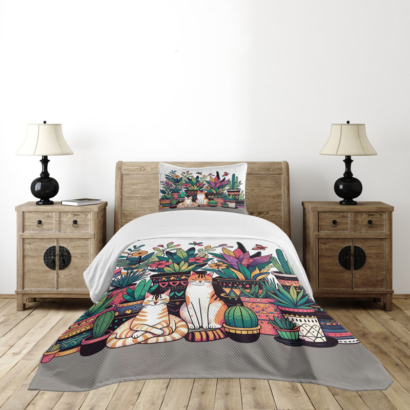 Floral Coverlet Set, Twin Coverlet / Bedspread + 1 Standard Sham