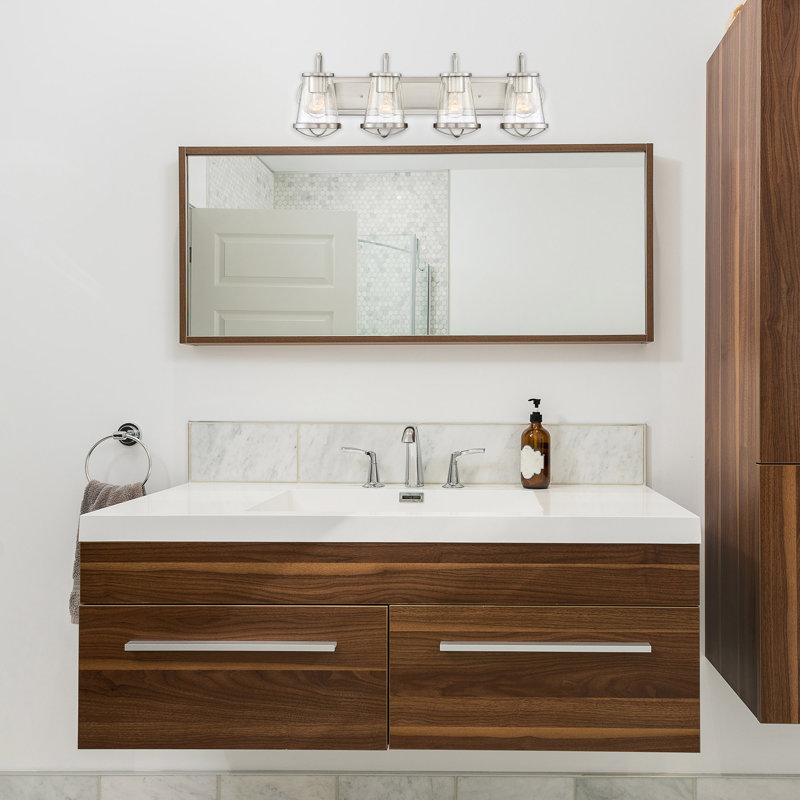 Éclairage de salle de bain à intensité variable 4 lumières Malmesbury, Platine satinée