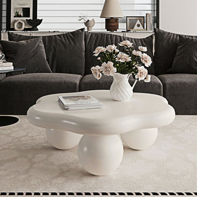 Table basse en forme de nuage