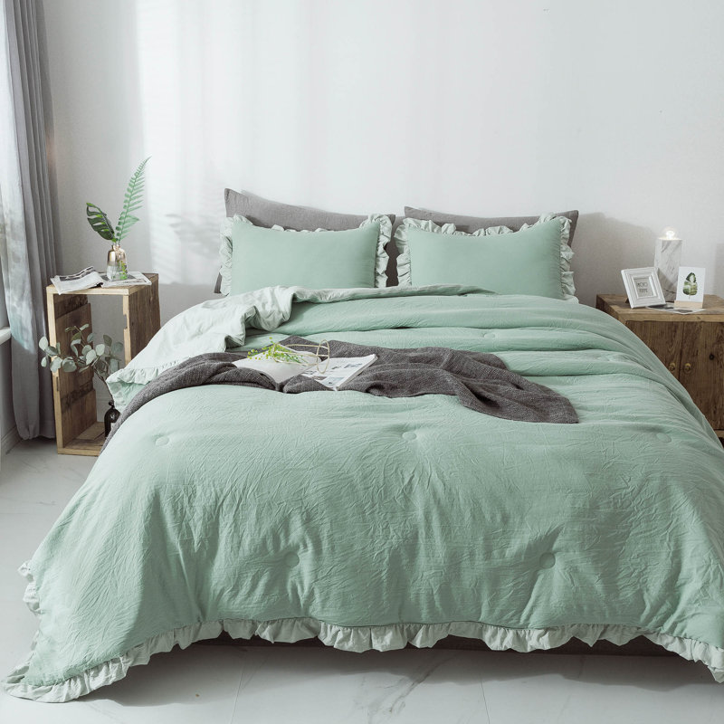 Polyester Comforter, Misty Green, Queen Comforter + 2 Standard Shams