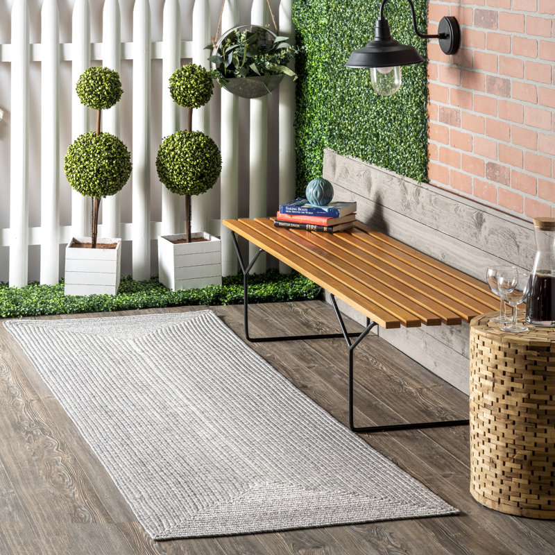 Michaela Geometric Indoor / Outdoor Rug, Runner 2'6" x 8'