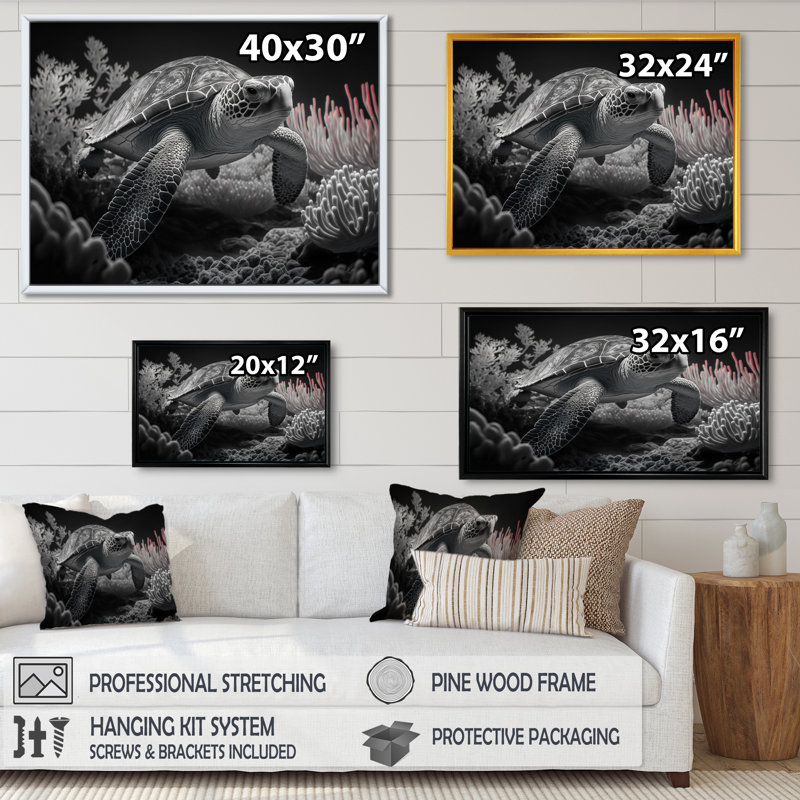 «Black and White Deep Sea Turtle», reproduction sur toile, H 30 po x l 40 po x P 1,5 po, Toile avec cadre flottant noir