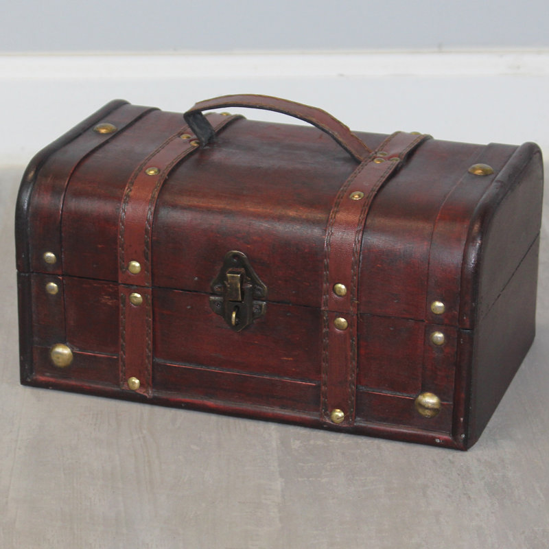 Tregre Decorative Trunk