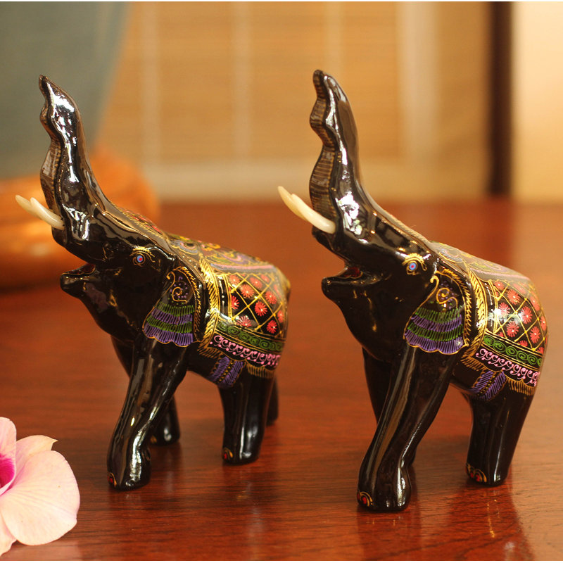 Figurine en bois laqué Happy Elephants