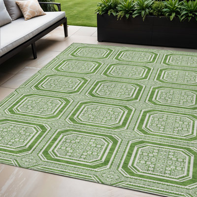 Tapis intérieur / extérieur géométrique lavable 5 pi x 8 pi vert et ivoire