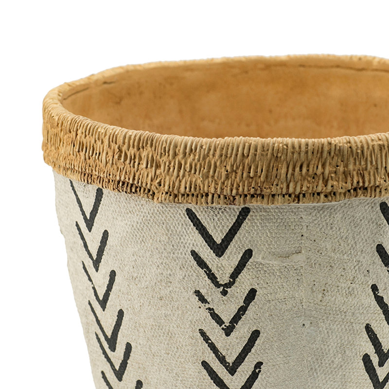 Of 2 White And Brown Planters Made From Cement With Black V Design, Large 10.2X10.2X7.9 In, Small 7.9X7.9X6.7 In - Elevate Your Floral Arrangements In Modern Environments Two Adorned Pattern, Suit