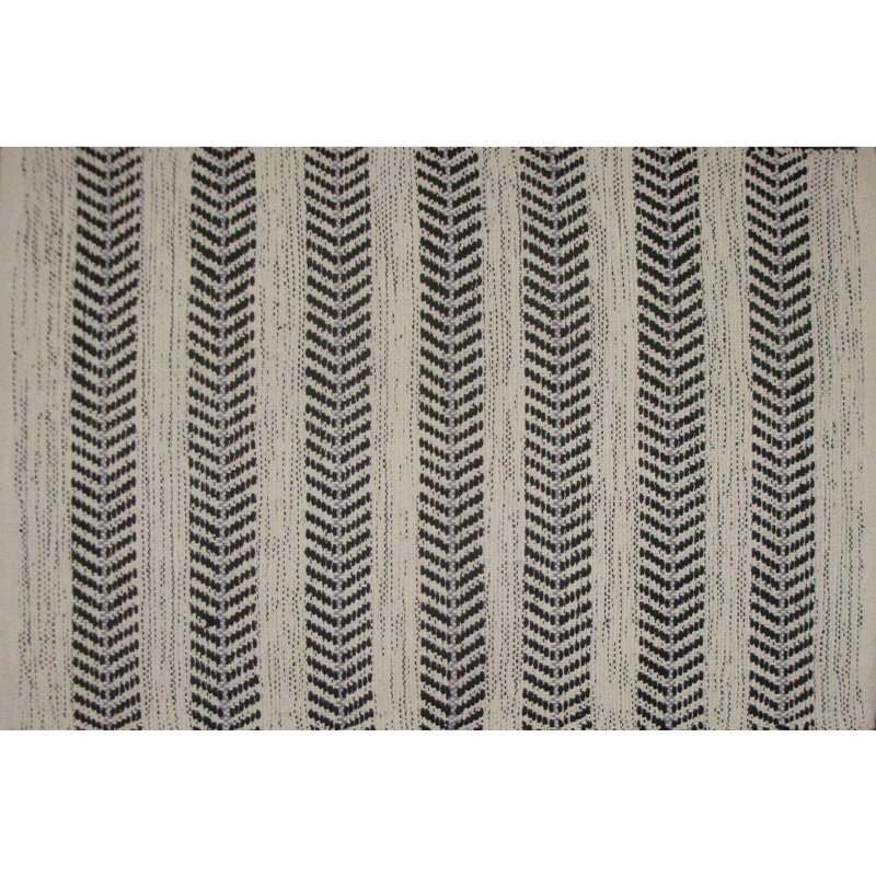 Tapis noir rayé en coton Dhurrie fabriqué à la main Alodie, Rectangle 5 pi 3 po x 7 pi 6 po