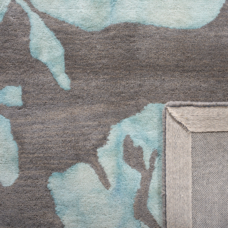 Coleman Hand Tufted Wool Floral Rug, Rectangle 2' x 3'