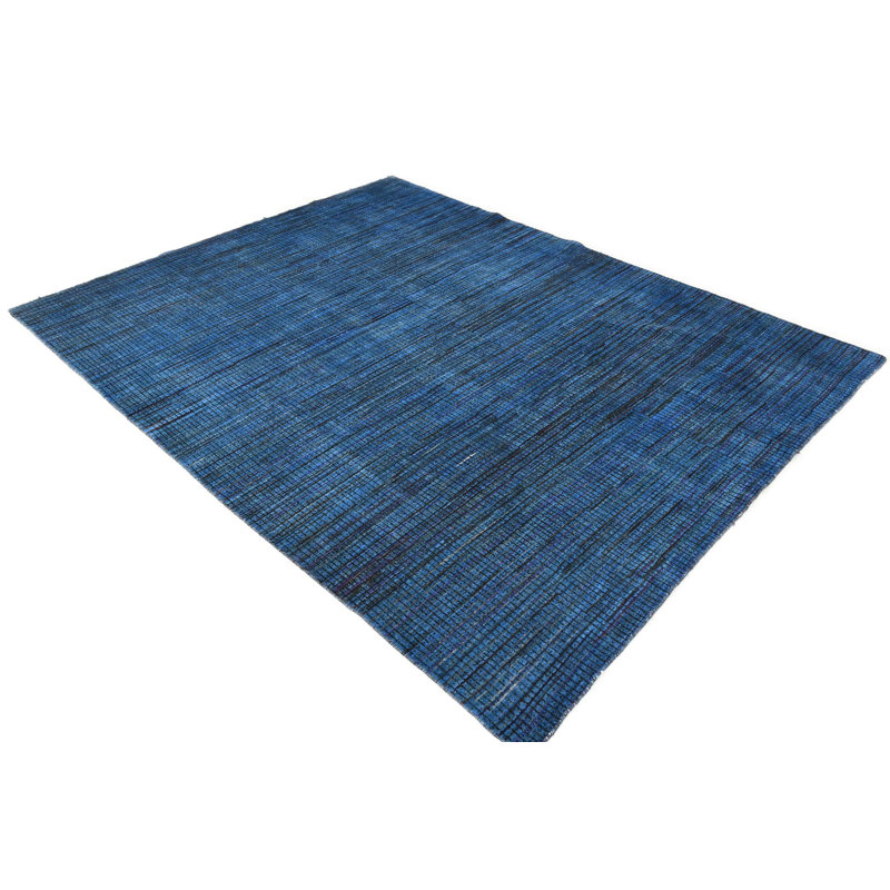 Tapis bleu Judy