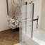 Porte de douche à tige avancée avec verre trempé et finition en alliage d'aluminium pour une expérience de salle de bain améliorée-112568716