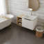 Meuble-lavabo mural avec tablettes de rangement latérales