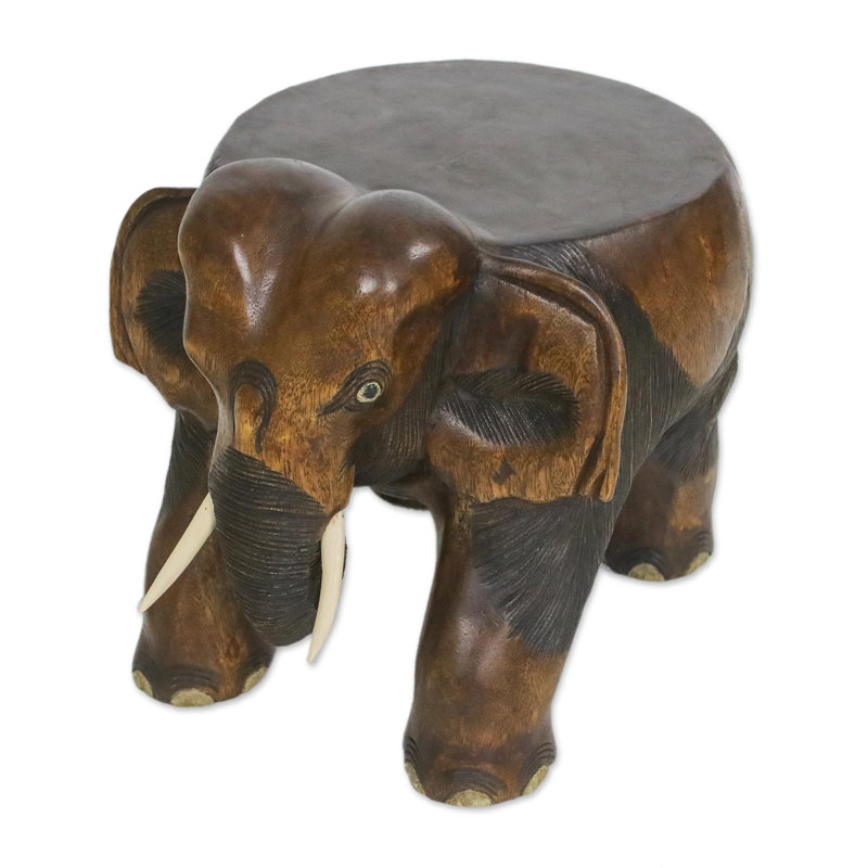 Tabouret d'appoint en bois manufacturé