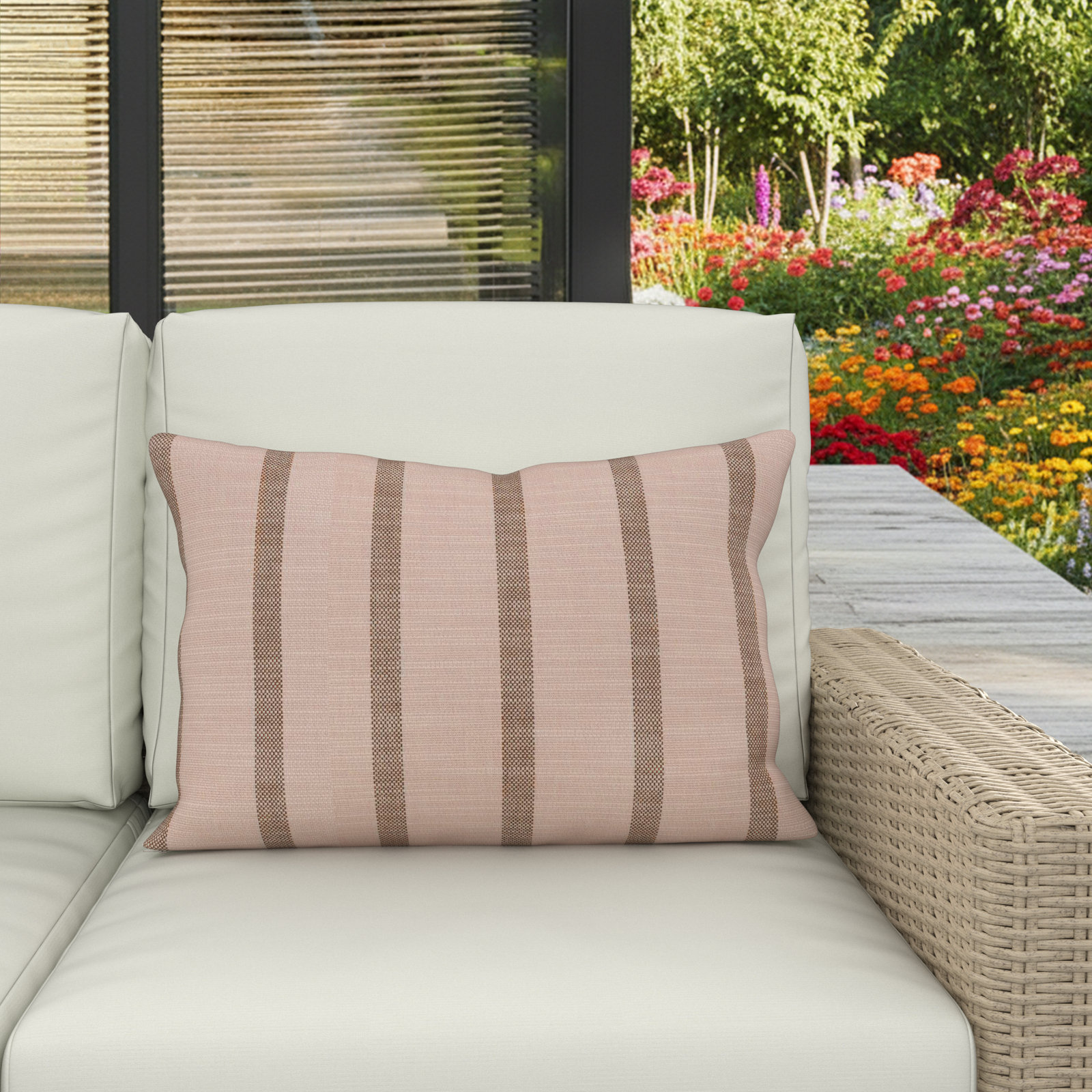 Lani Outdoor/Indoor Kidney Pillow, Unwind Cameo