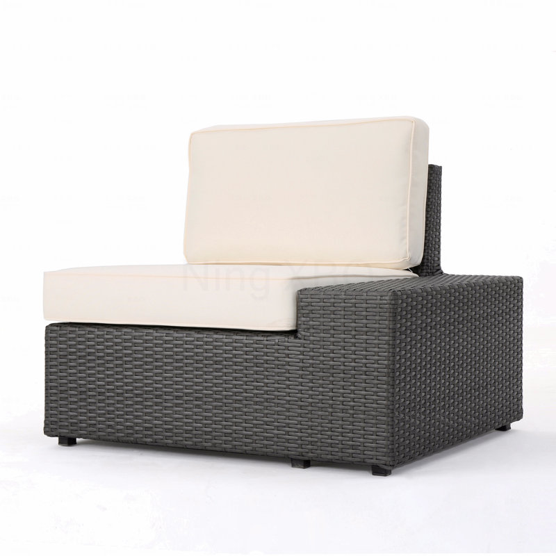 Fauteuils de patio (gauche et droite), Coussin blanc / cadre gris