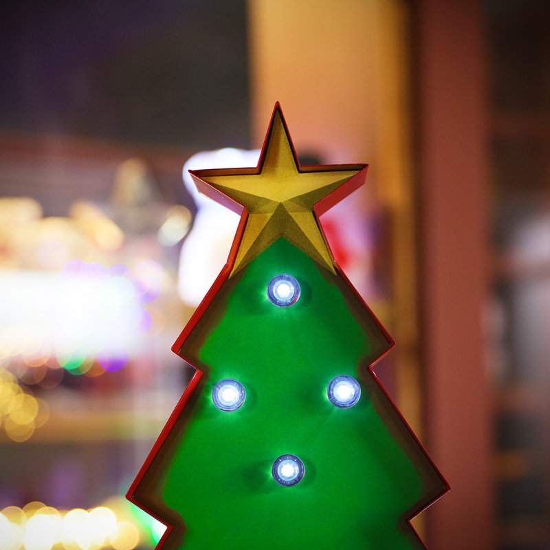 Globe Holiday Lighting
