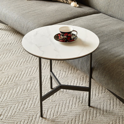 Petite table d'appoint ronde en métal gris, plateau en pierre frittée imperméable, polyvalente pour le salon, la chambre à coucher et le balcon
