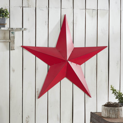 Festive Finds Metal Star Distressed Rust
