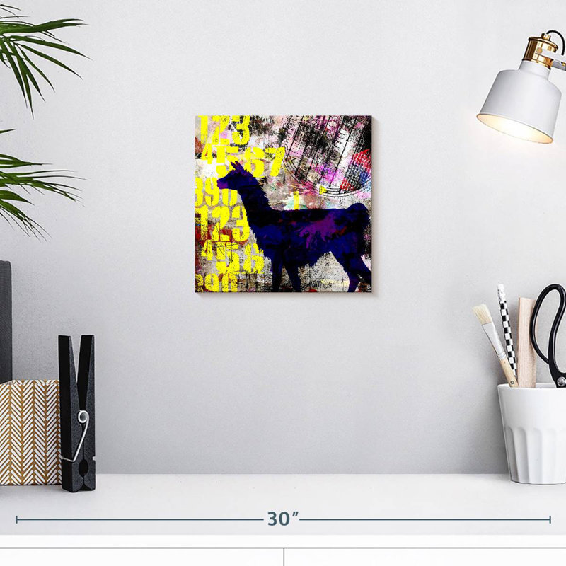 Brampt Painted Llama Grunge