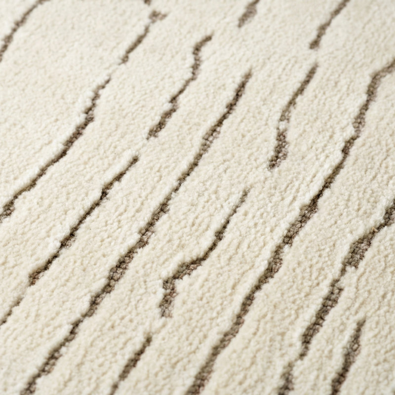 Soomin Hand Tufted Indoor Rug, Rectangle 5'3" x 7'7"