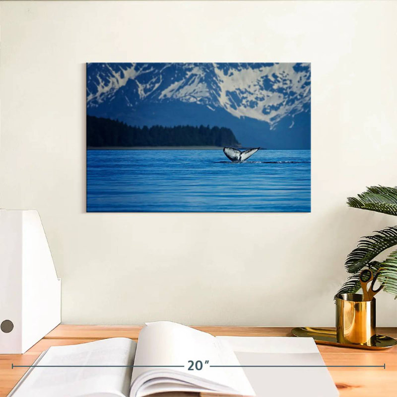 Gillard Alaskan Humpback Whale Tail, 8" H x 12" W